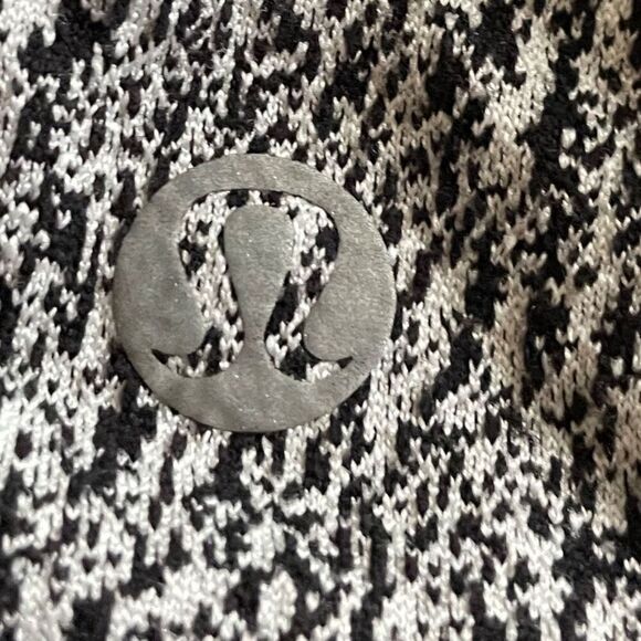 Lululemon Rush Hour Long Sleeve Running Luon Spray Jacquard White Black - Picture 7 of 8